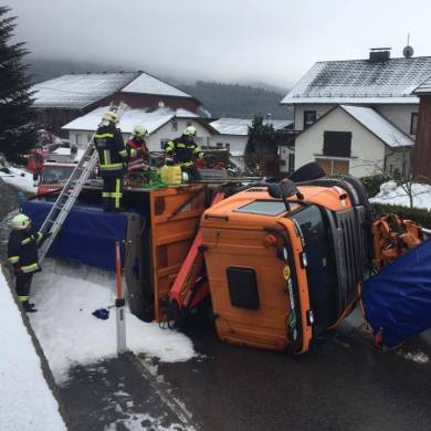 Fahrzeugbergung-Pfaffetschlag.jpg