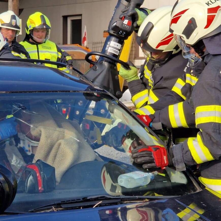 Feuerwehr meet`s Notarzt